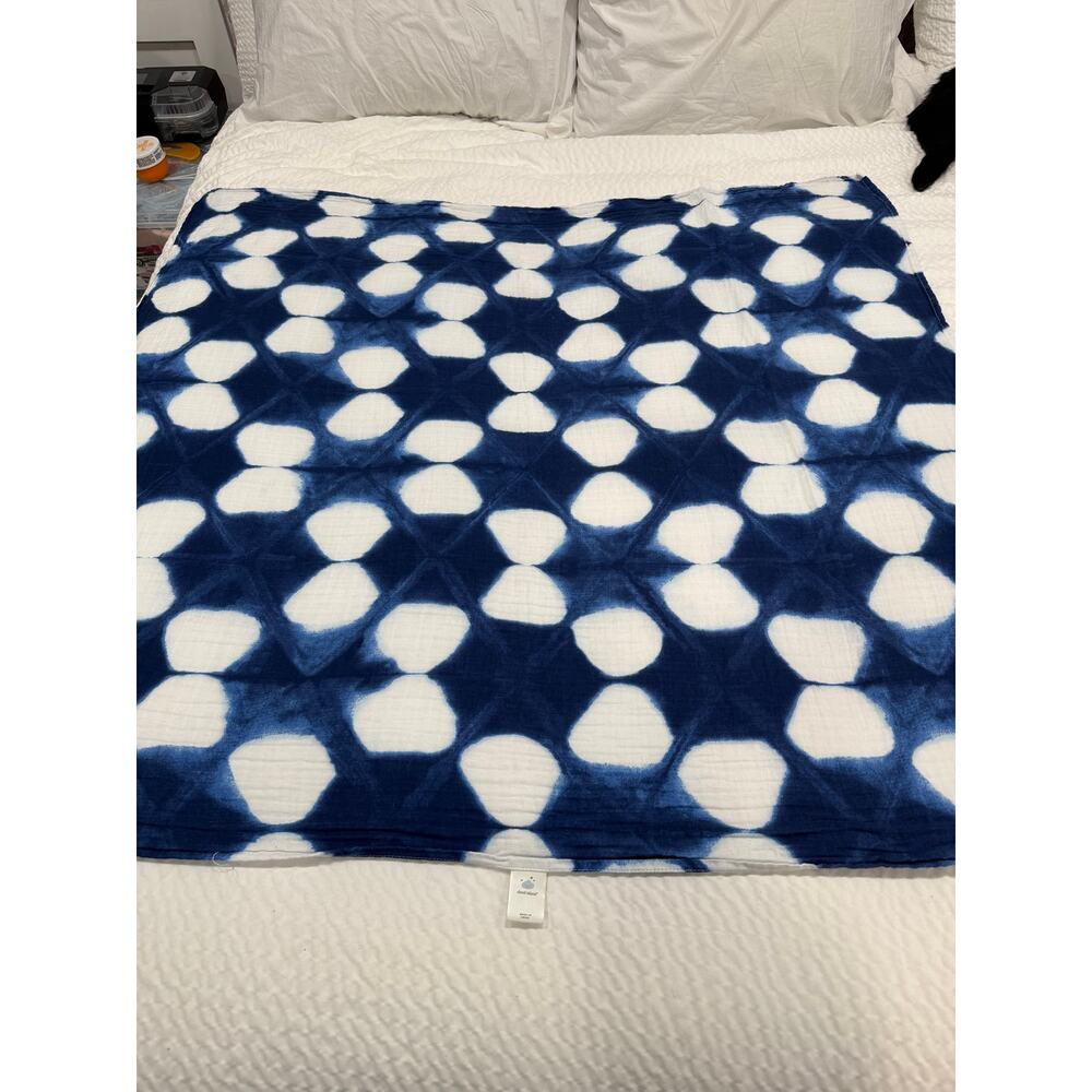 Cloud Island Tie Dye Muslin Swaddle Blanket Blue White 46x46 Baby Large SoftWarm